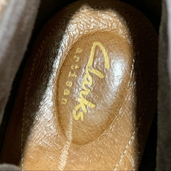 Clarks Ankle Bootie Ties High Heels Suede Brown 9 1/2 Boho - Picture 3 of 15